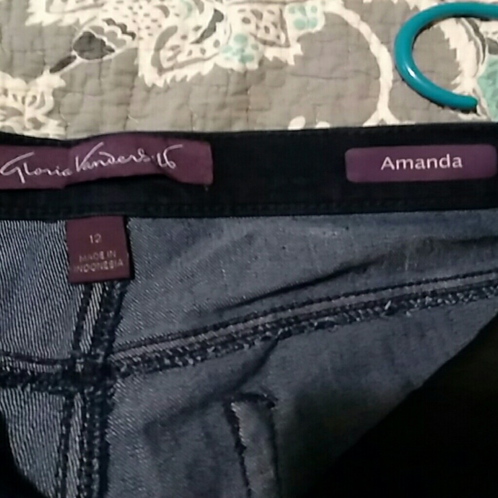 Jeans - Picture 3 of 5